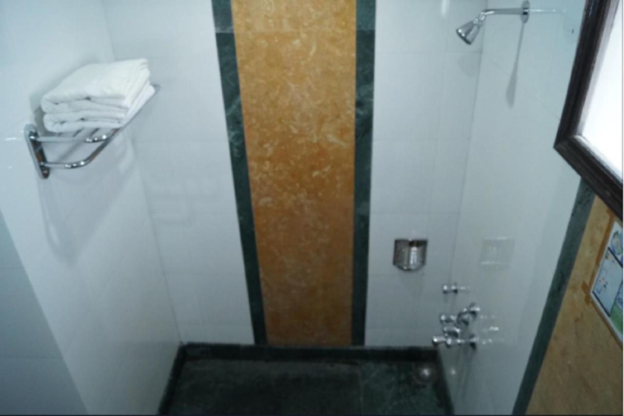 Goroomgo Marc Shimla Near Mall Road - Luxury Room - Excellent Service - Ample Parking - Best Hotel In شيملا المظهر الخارجي الصورة